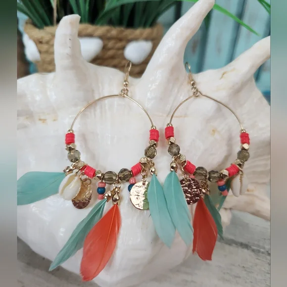 NEW Teardrop Feather and Shell Earrings - Picture 1 of 6